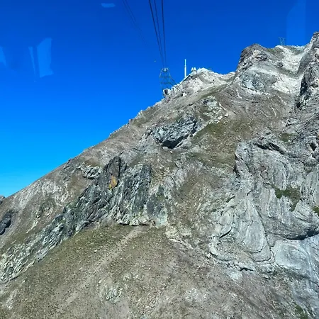 شقة 30m2 Pour 4 Pers Avec Canape-lit Et Lit Superpose *