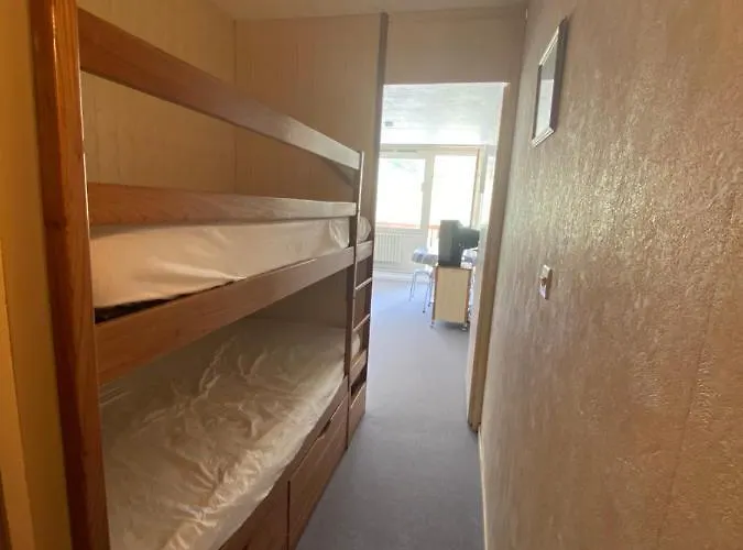 30m2 Pour 4 Pers Avec Canape-lit Et Lit Superpose لا مونجي