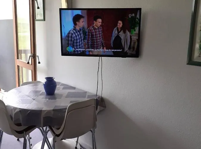 30m2 Pour 4 Pers Avec Canape-lit Et Lit Superpose