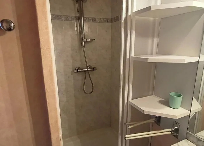 30m2 Pour 4 Pers Avec Canape-lit Et Lit Superpose * لا مونجي