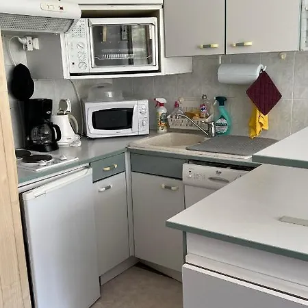 30m2 Pour 4 Pers Avec Canape-lit Et Lit Superposé *